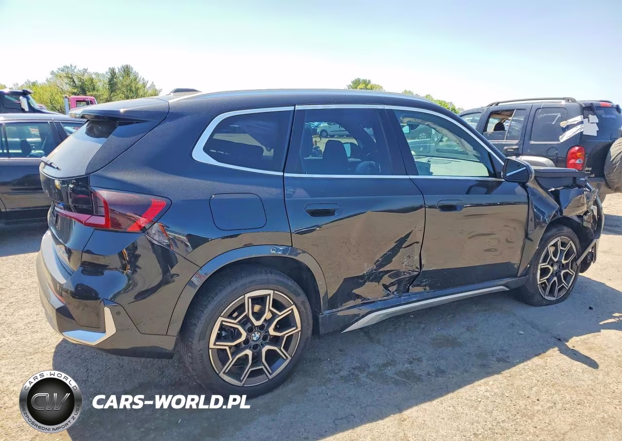 2025 BMW X1 xDrive28I VIN:WBX73EF02S5264727 - 3