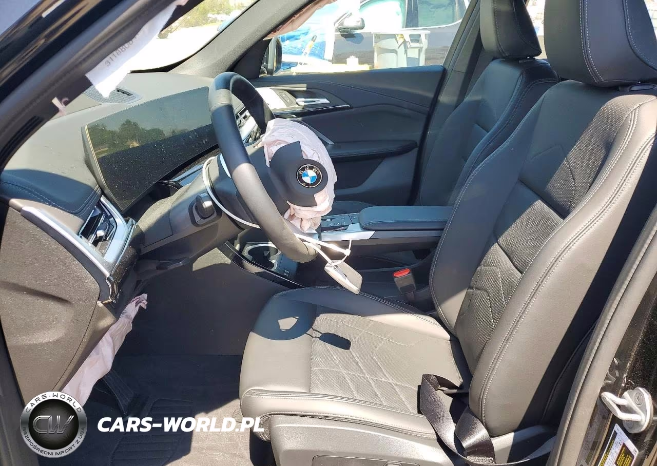 2025 BMW X1 xDrive28I VIN:WBX73EF02S5264727 - 7