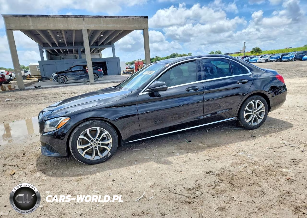 2018 Mercedes-Benz C 300