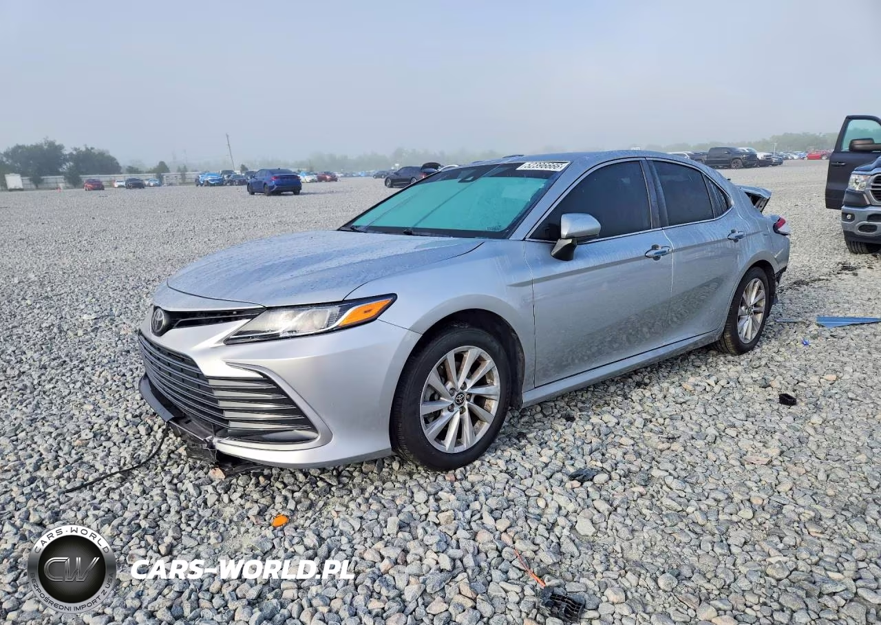 2022 Toyota Camry Le VIN:4T1C11AK2NU623423 - 1