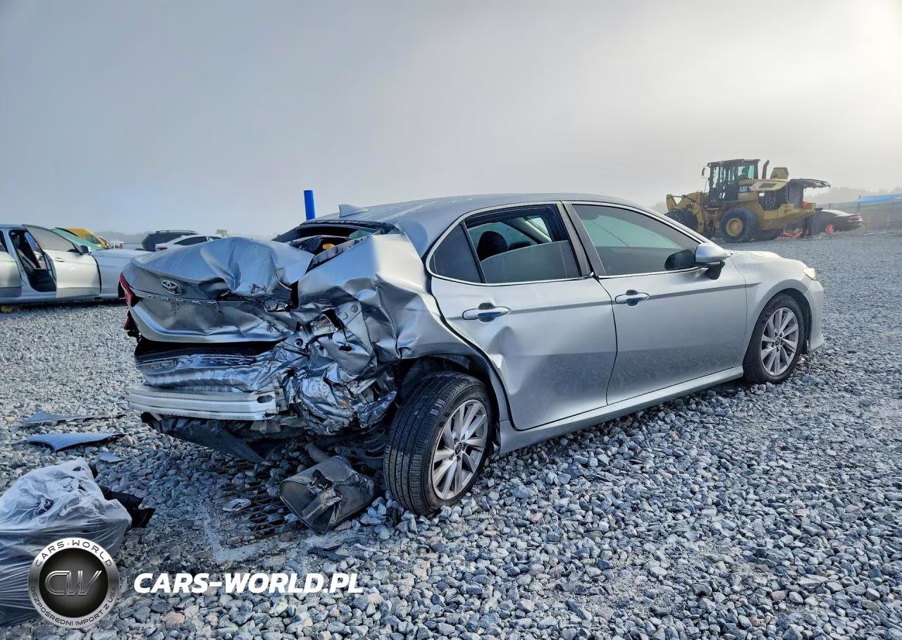 2022 Toyota Camry Le VIN:4T1C11AK2NU623423 - 3