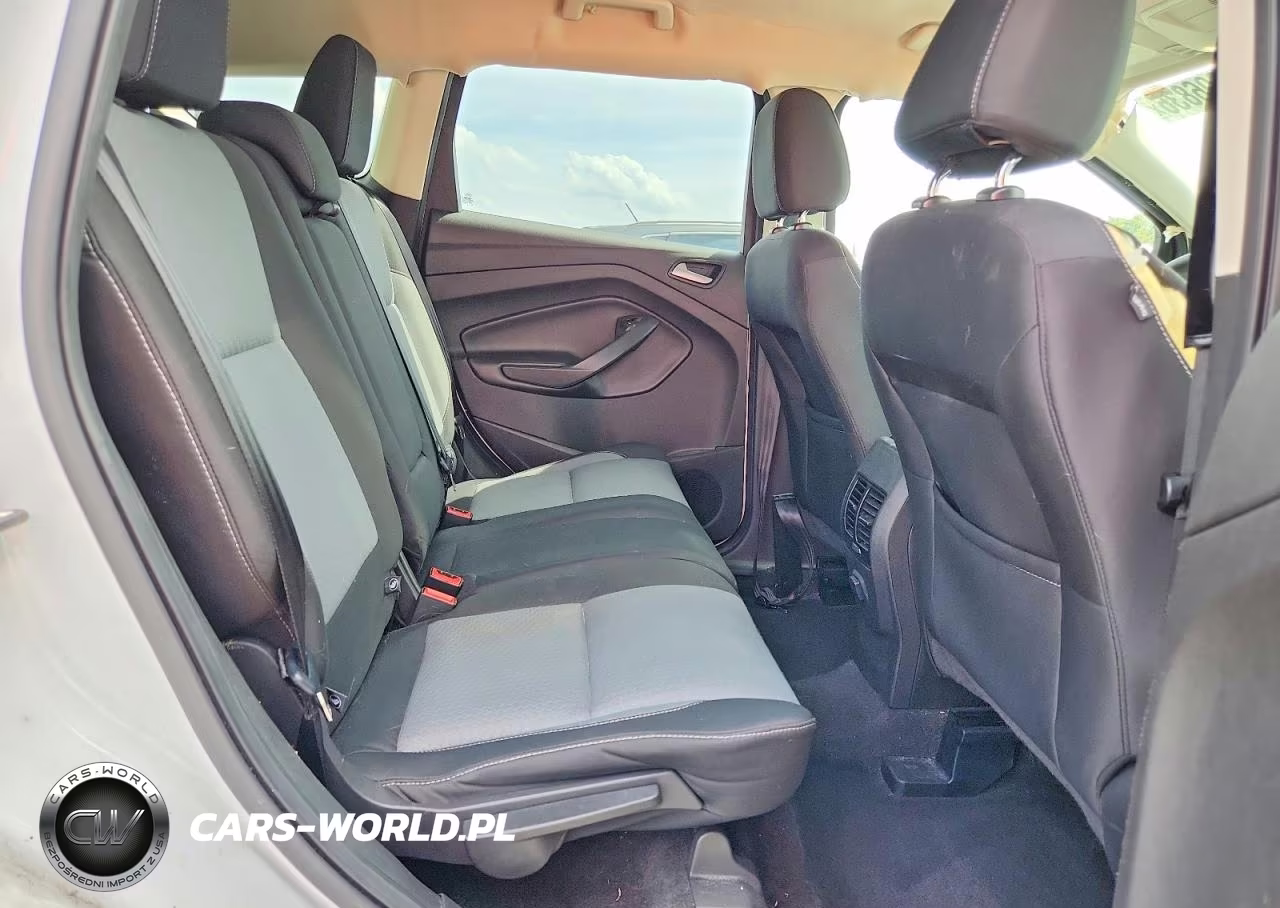 2017 Ford Escape Se VIN:1FMCU0GDXHUE38809 - 11