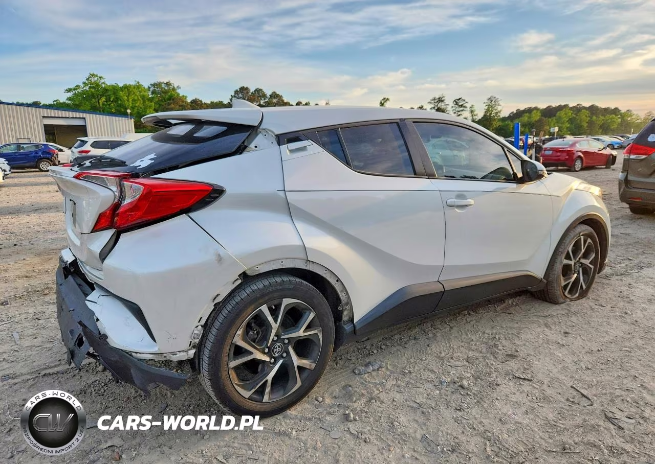 2018 Toyota C-Hr Xle VIN:NMTKHMBX6JR057299 - 3