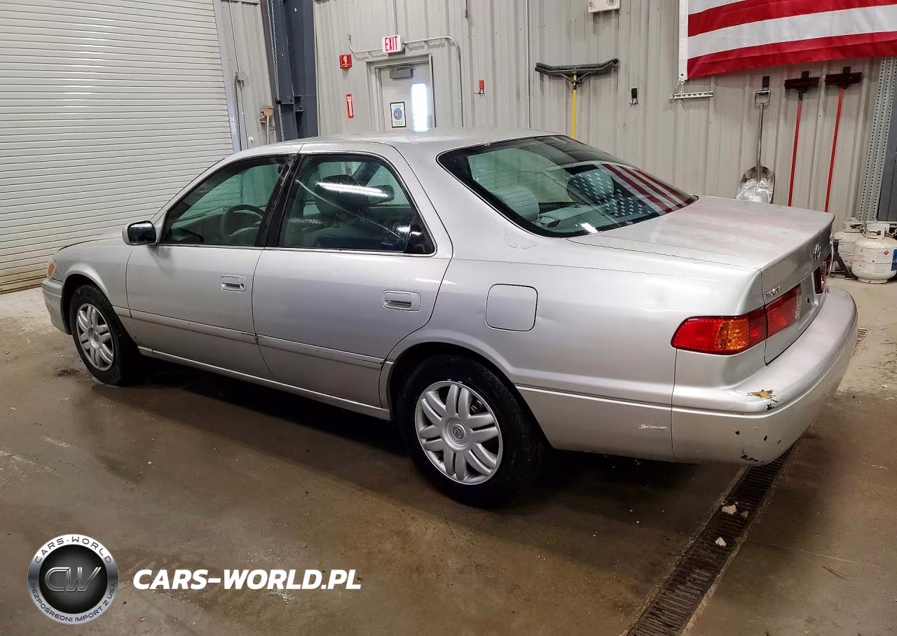 2001 Toyota Camry Le 4D Sedan VIN:4T1BG22K91U862606 - 2