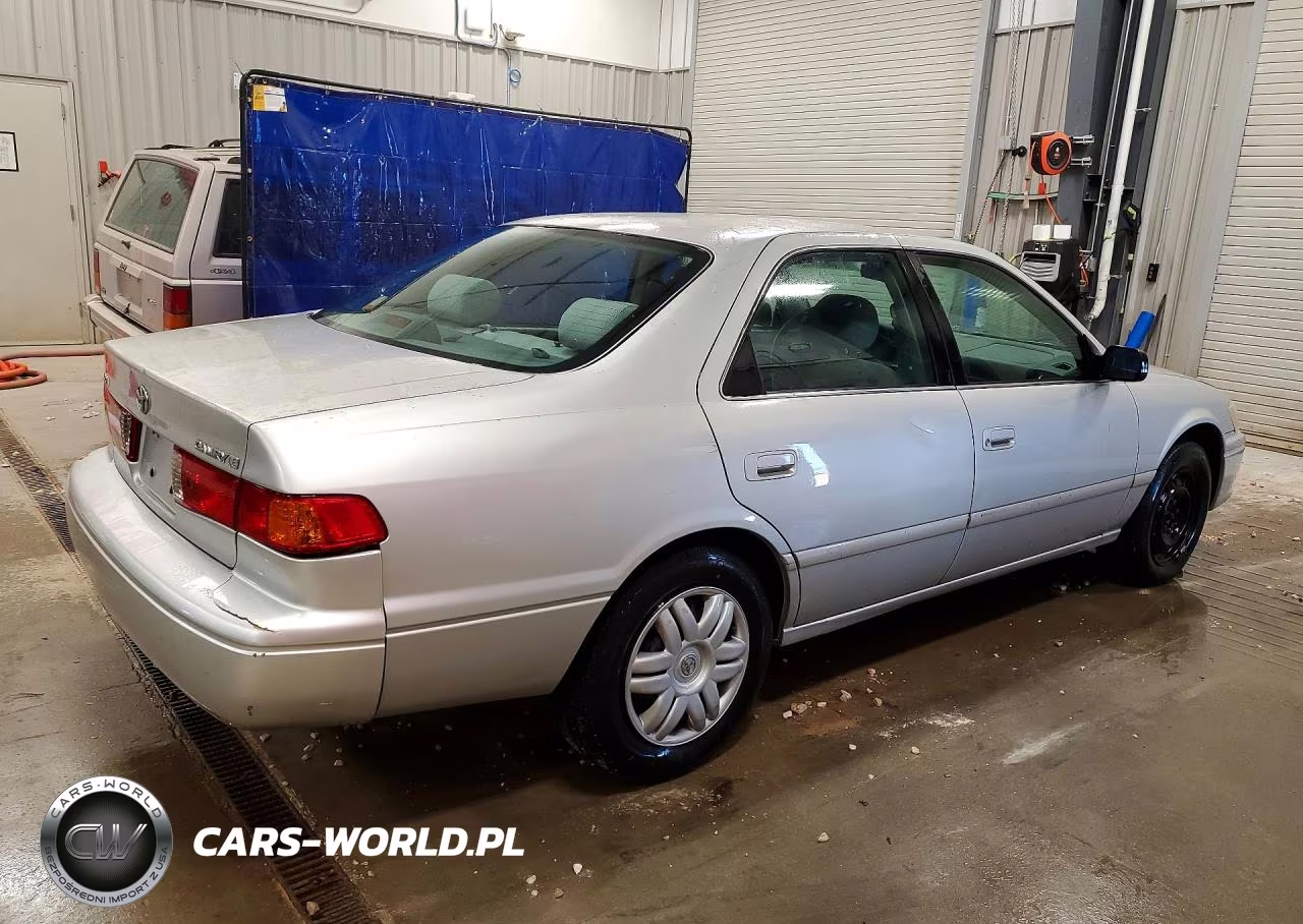 2001 Toyota Camry Le 4D Sedan VIN:4T1BG22K91U862606 - 3