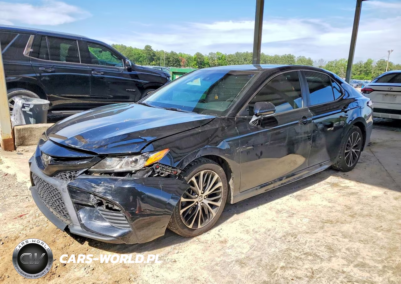 2018 Toyota Camry Se – zdjęcie 1 z 12