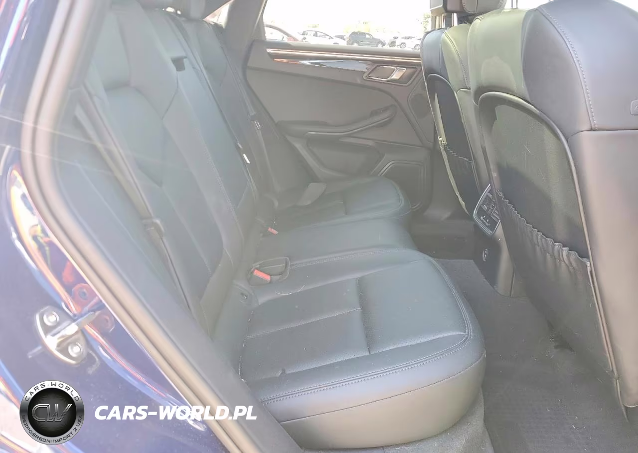 2023 Porsche Macan Base VIN:WP1AA2A59PLB10124 - 11