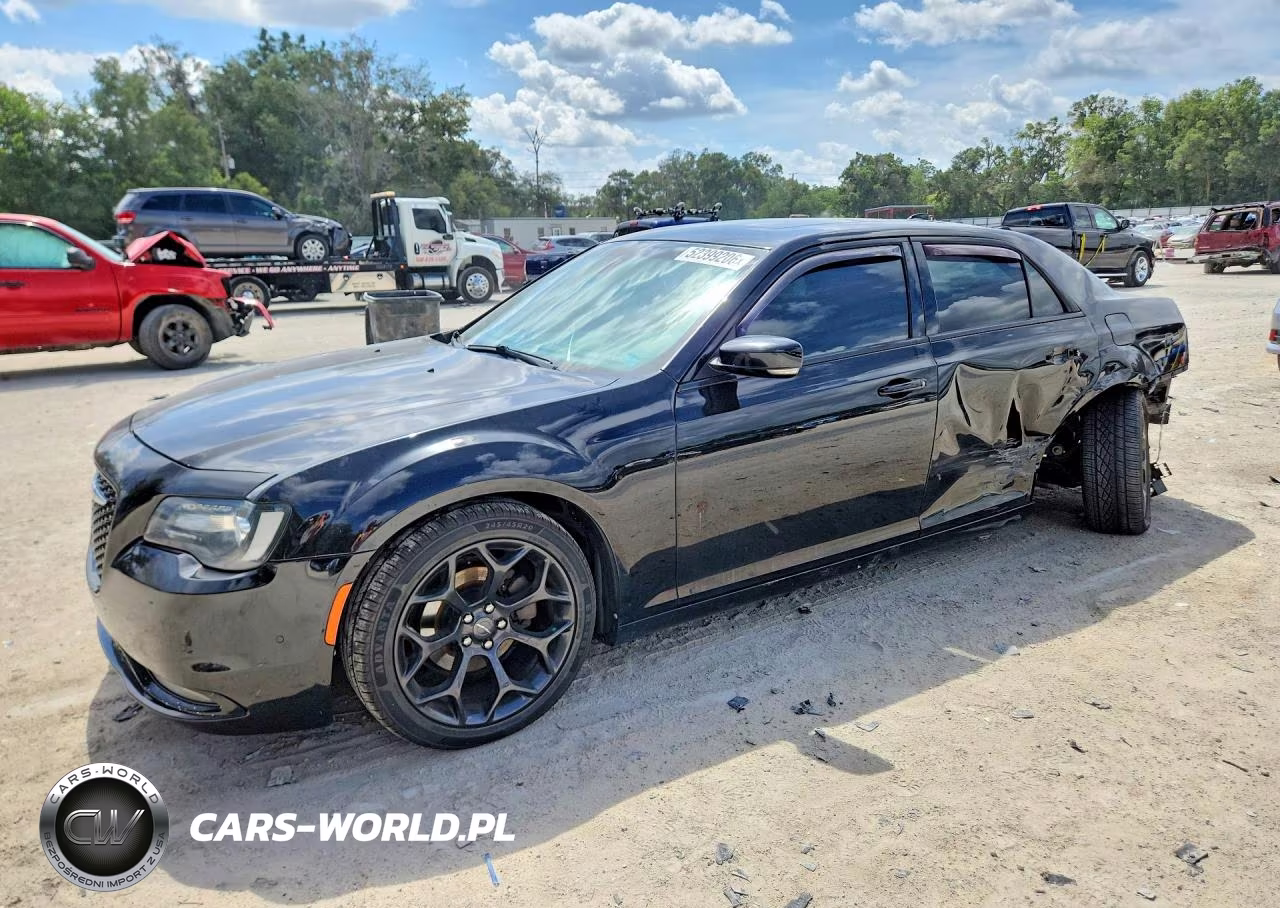 2019 Chrysler 300 S – zdjęcie 1 z 12
