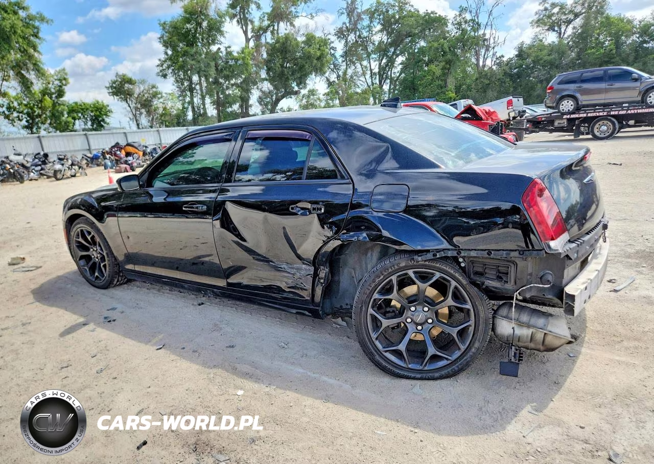 2019 Chrysler 300 S VIN:2C3CCABGXKH590716 - 2