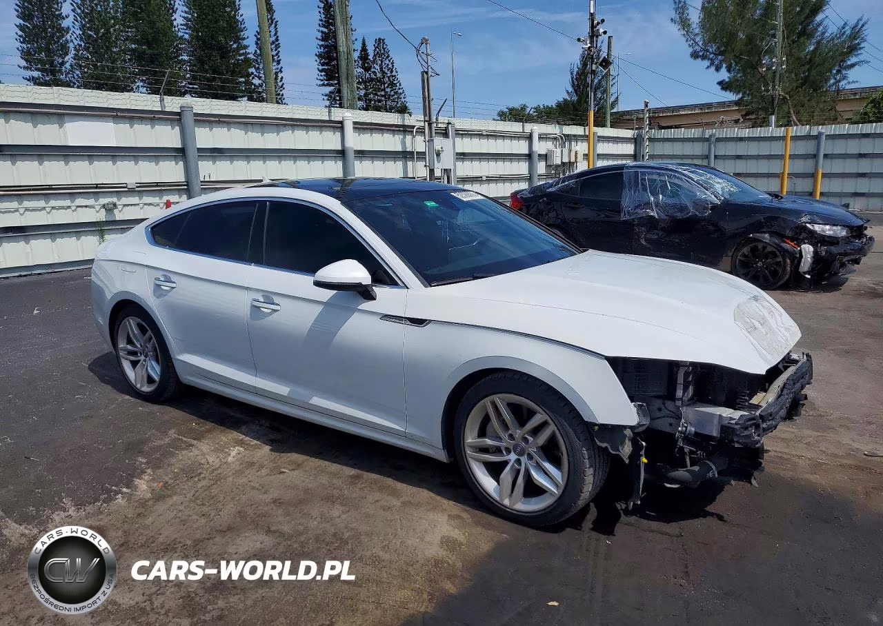 2019 Audi A5 Premium Plus VIN:WAUBNCF5XKA006719 - 4