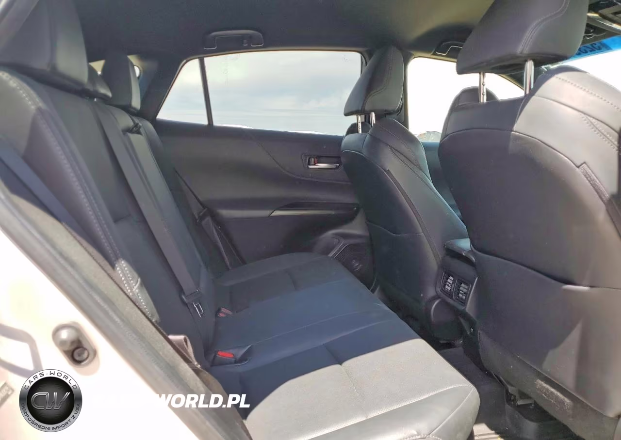 2021 Toyota Venza Limited VIN:JTEAAAAH1MJ082957 - 11