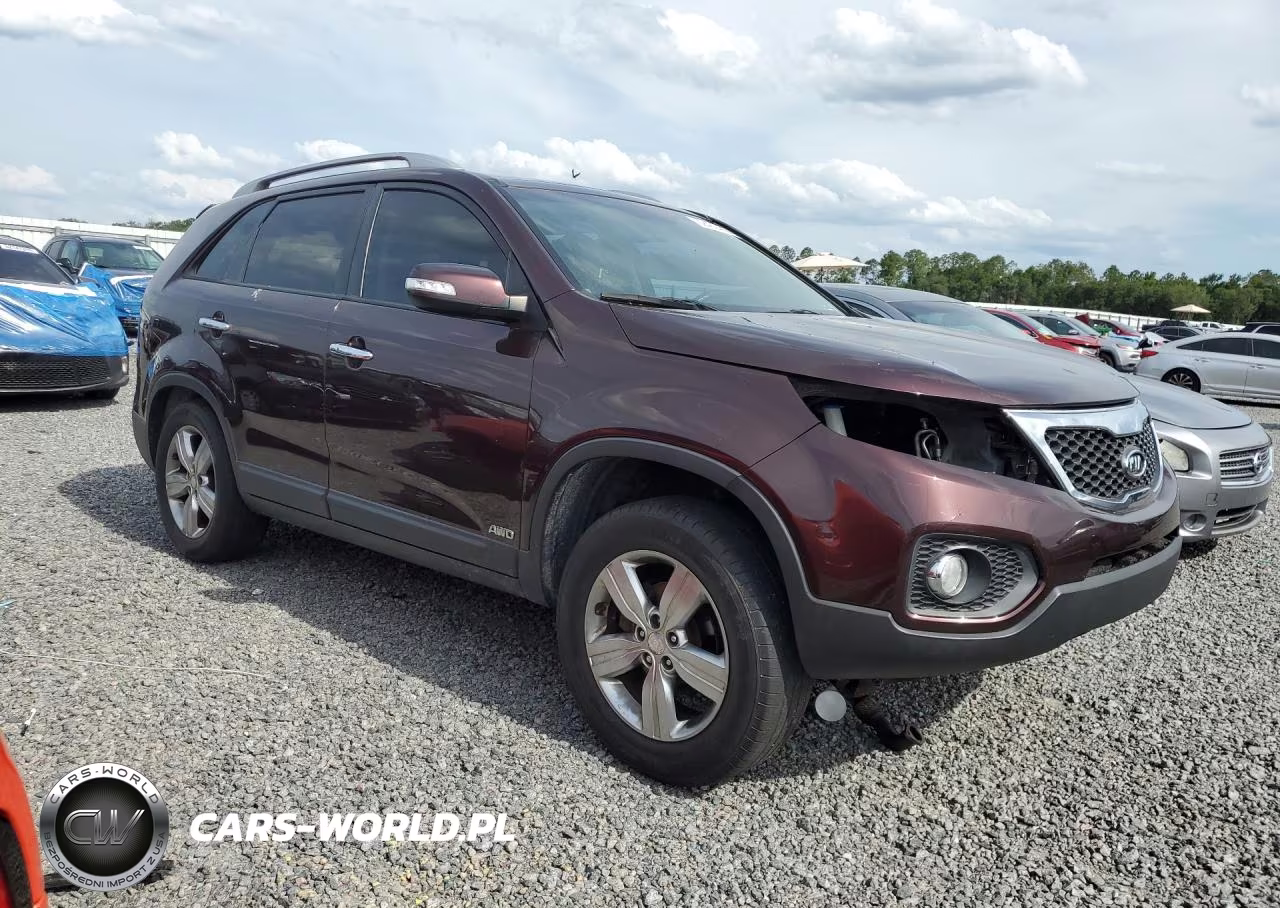 2013 Kia Sorento Ex VIN:5XYKUDA27DG327130 - 4