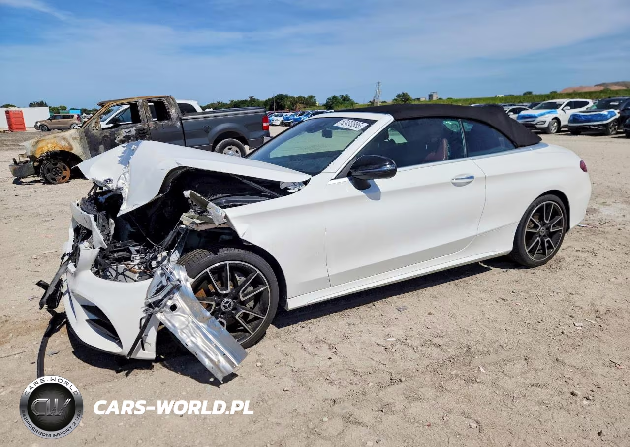 2020 Mercedes-Benz C 300