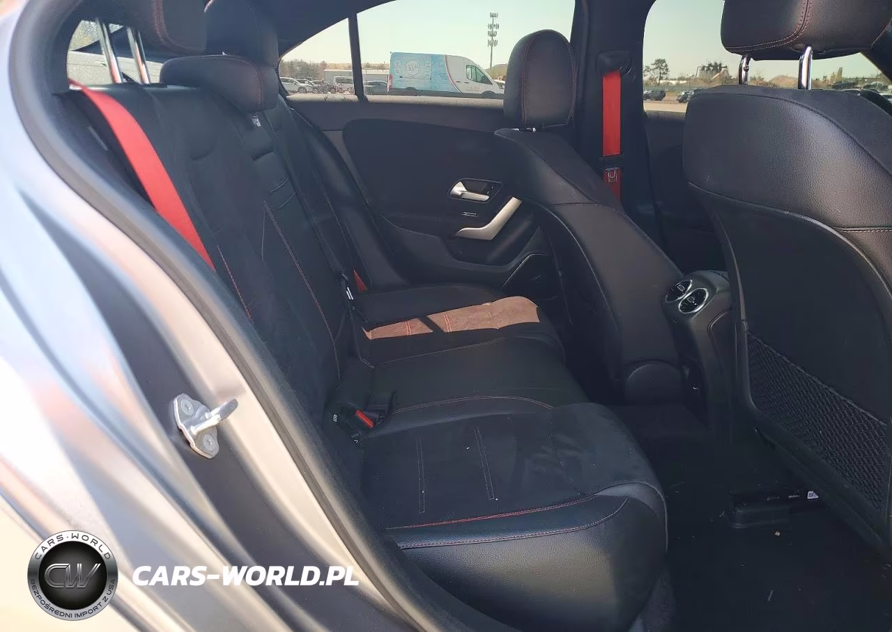 2021 Mercedes-Benz A Class VIN:W1K3G5BB5MJ319453 - 10