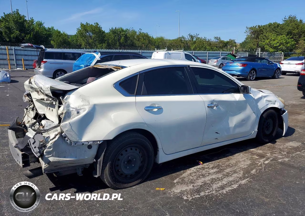 2013 Nissan Altima 2.5 VIN:1N4AL3AP9DC235564 - 3