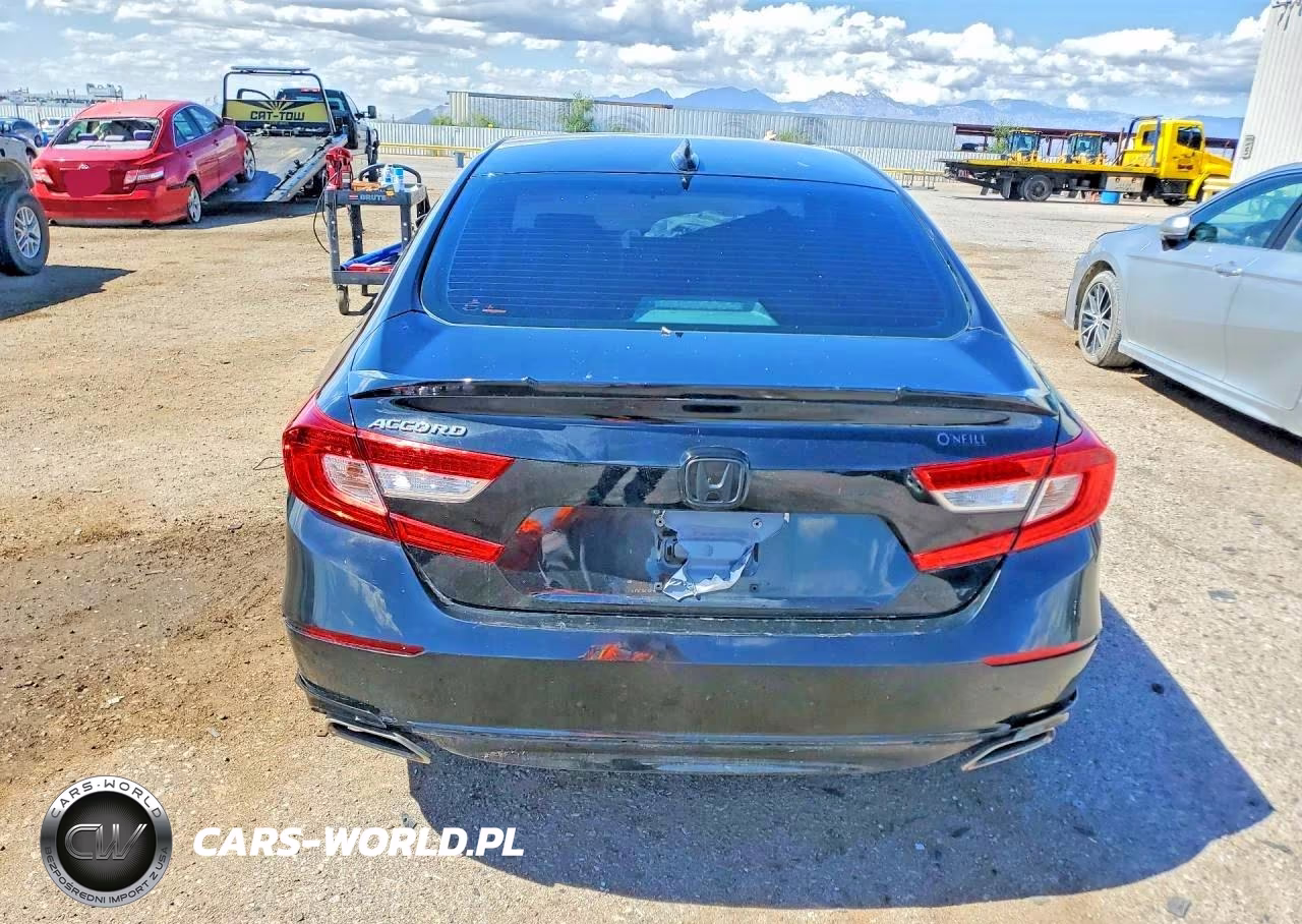 2018 Honda Accord Sport VIN:1HGCV1F30JA040985 - 6