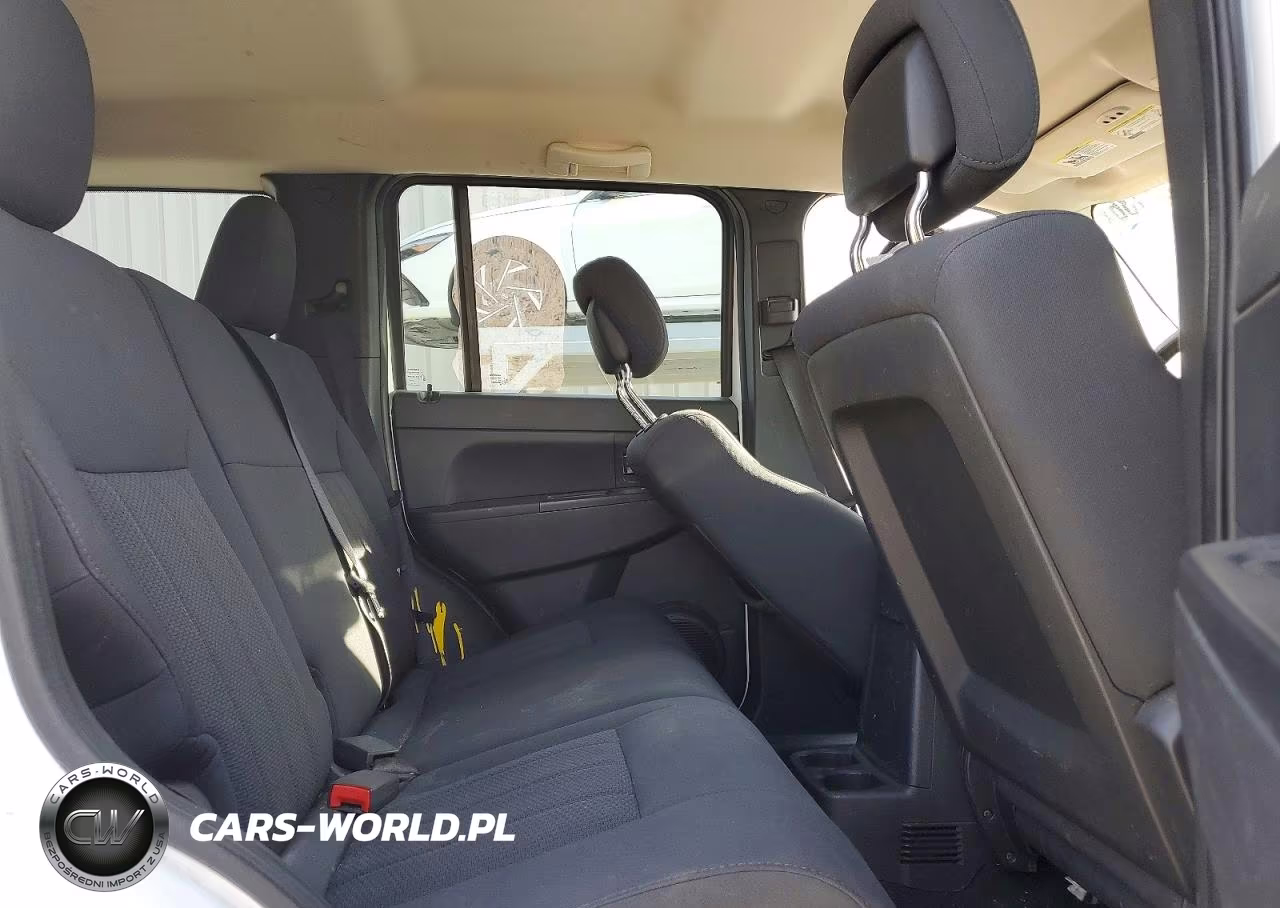 2012 Jeep Liberty Sport VIN:1C4PJMAKXCW129870 - 11