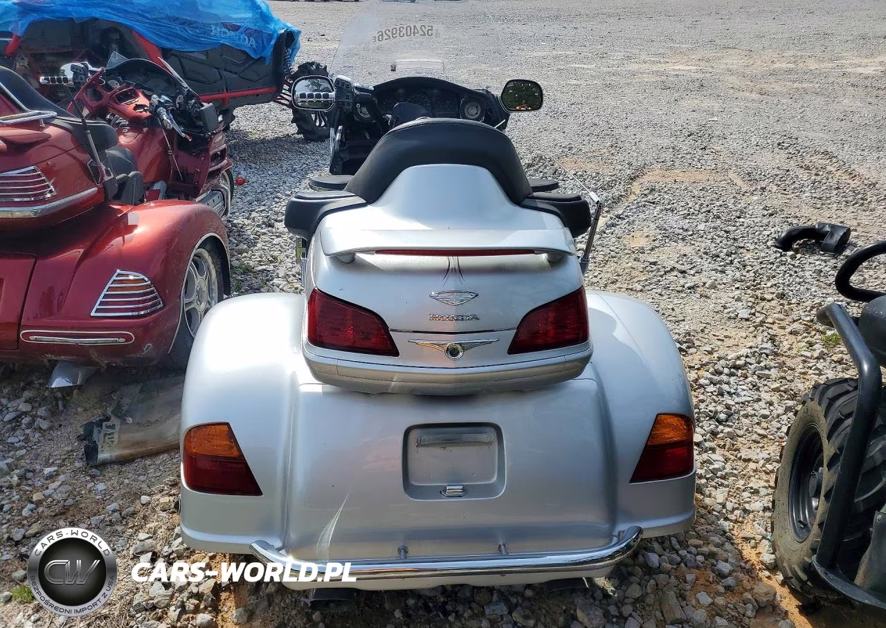 2005 Honda Gl1800 VIN:1HFSC47005A404243 - 4