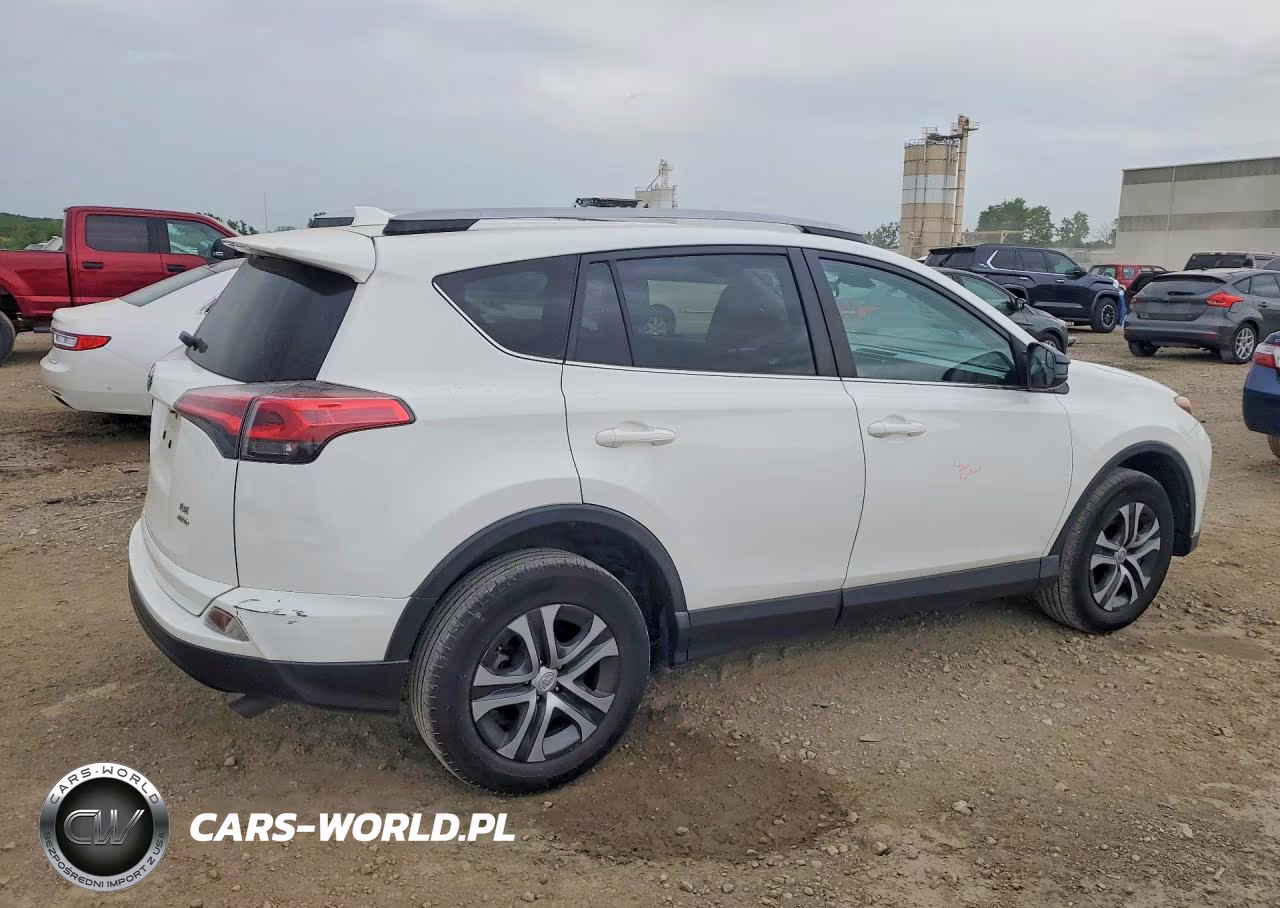 2017 Toyota Rav4 Le VIN:JTMBFREV8HJ167339 - 3