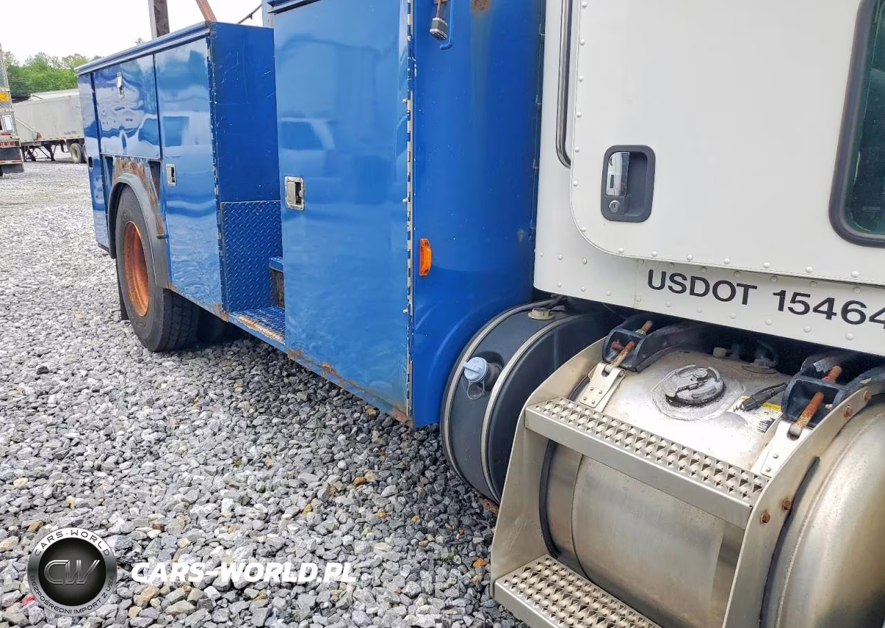 2014 Peterbilt 337 VIN:2NP2HM6X1EM242943 - 9
