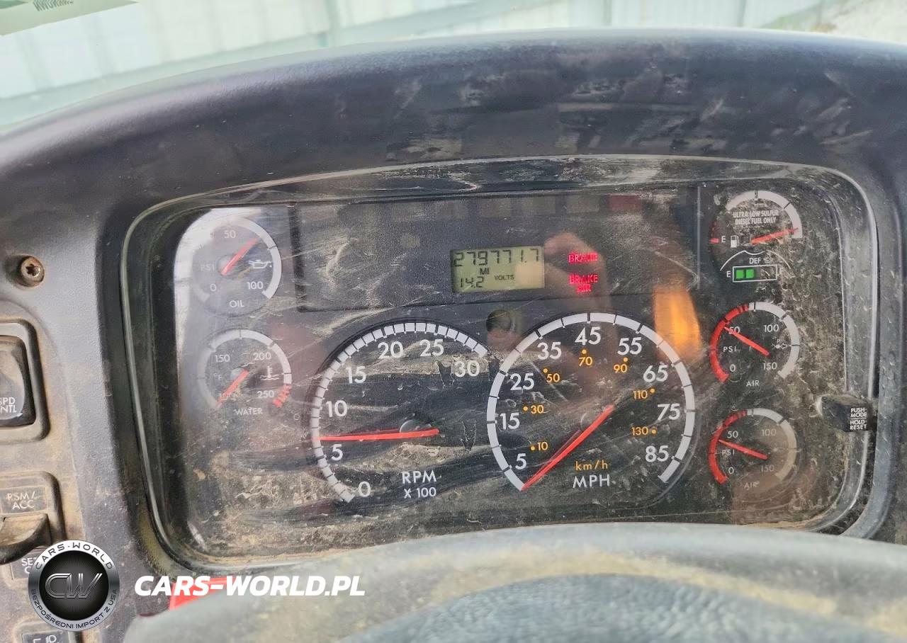 2012 Freightliner Business Class M2 Vacuum Truck VIN:1FVACXBS9CDBP2583 - 8