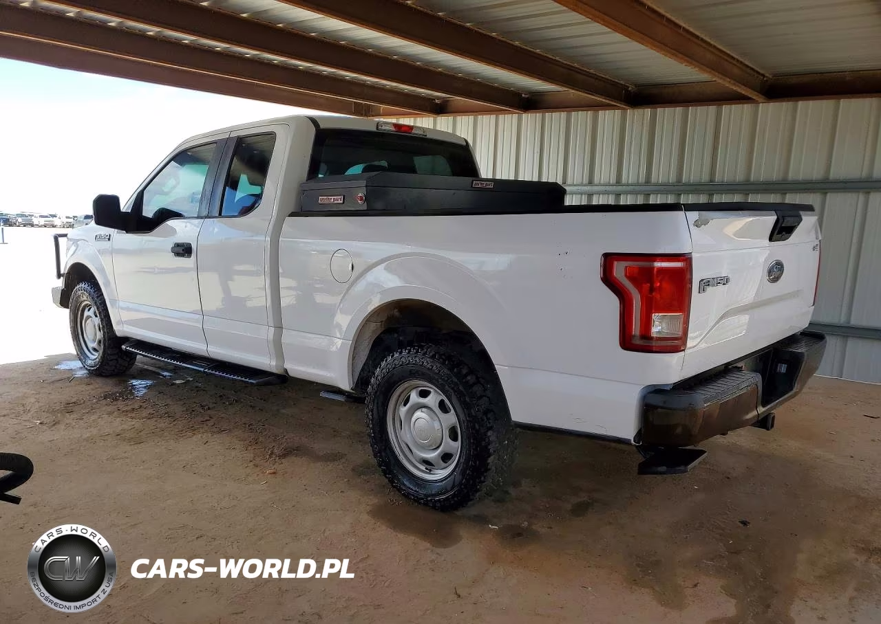 2017 Ford F150 Super Cab VIN:1FTFX1EF7HKC71923 - 2