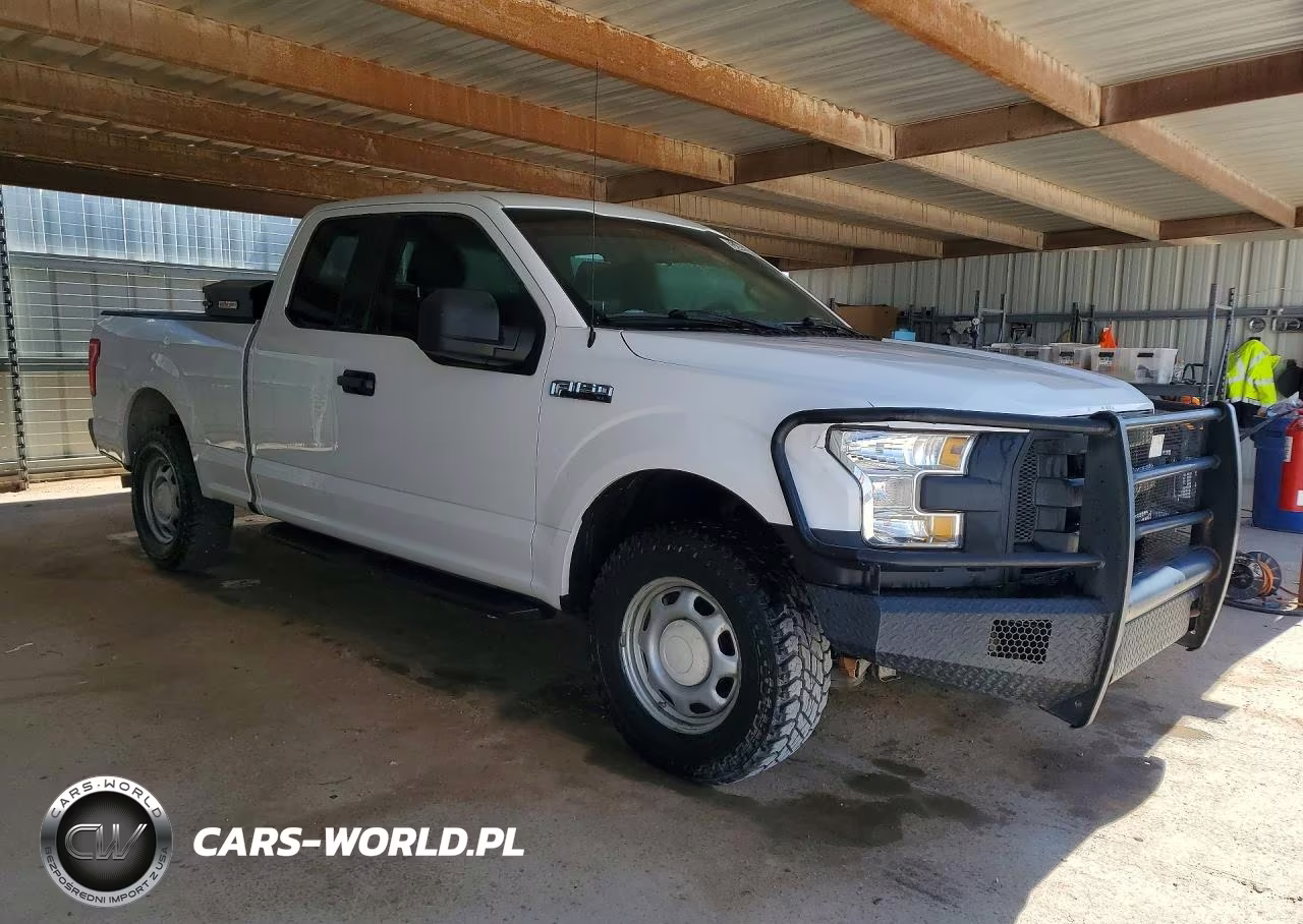2017 Ford F150 Super Cab VIN:1FTFX1EF7HKC71923 - 4