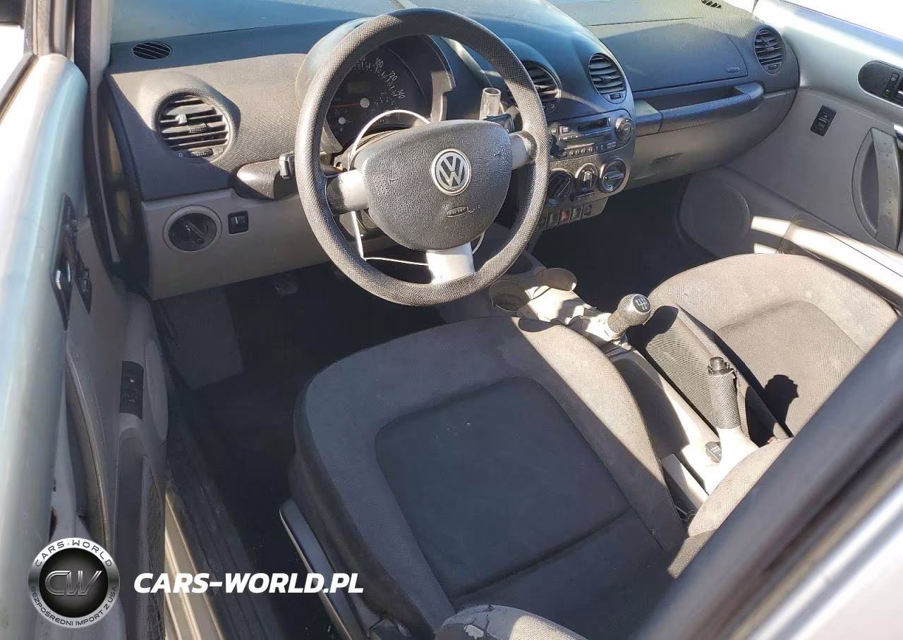 2000 Volkswagen New Beetle Gls VIN:3VWCA21C7YM484446 - 8
