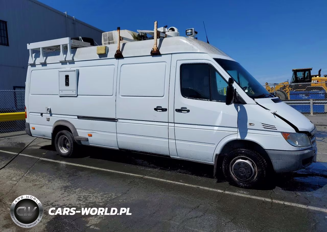 2006 Dodge Sprinter 3500 VIN:WD0PD544365969355 - 4