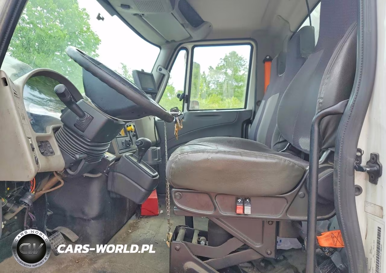 2016 International 4300 Box Truck VIN:1HTMMMML4GH457460 - 7