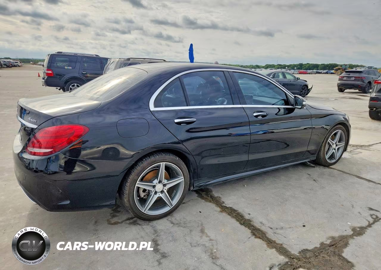 2015 Mercedes-Benz C 400 4Matic VIN:55SWF6GBXFU032319 - 3