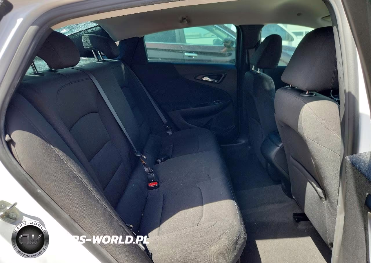 2021 Chevrolet Malibu Rs VIN:1G1ZG5ST4MF014891 - 10