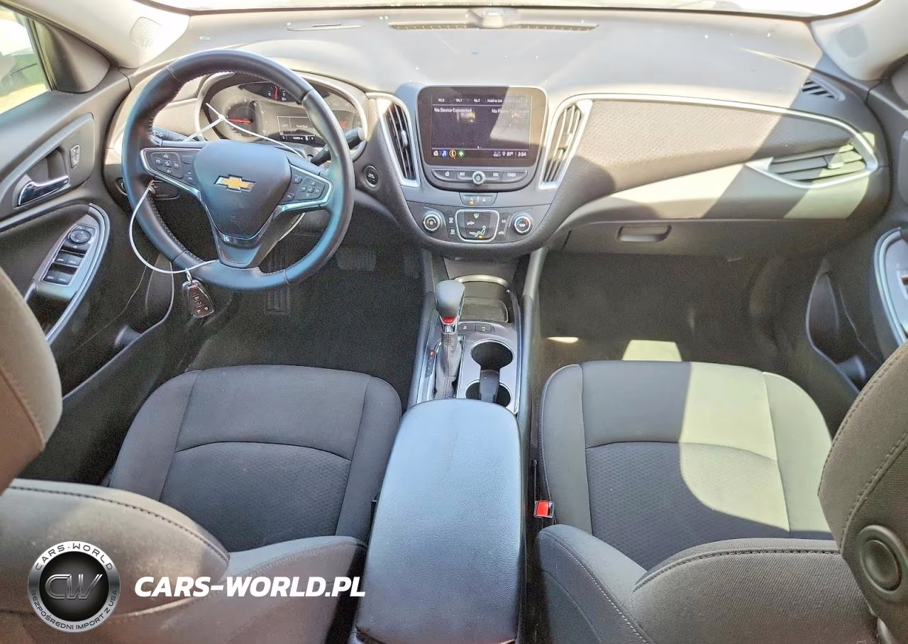 2021 Chevrolet Malibu Rs VIN:1G1ZG5ST4MF014891 - 8