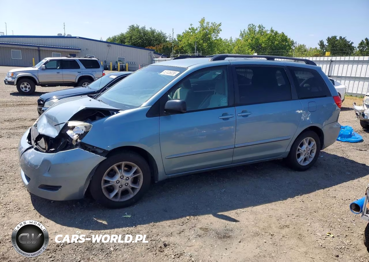 2009 Toyota Sienna Le 7-Passenger