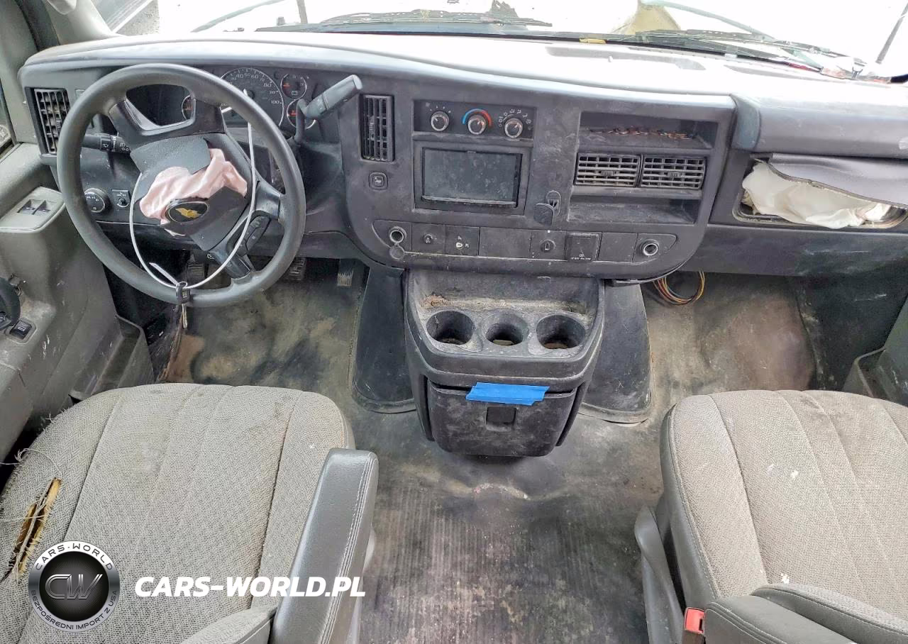 2016 Chevrolet Express G2500 VIN:1GCWGBFF3G1248194 - 8