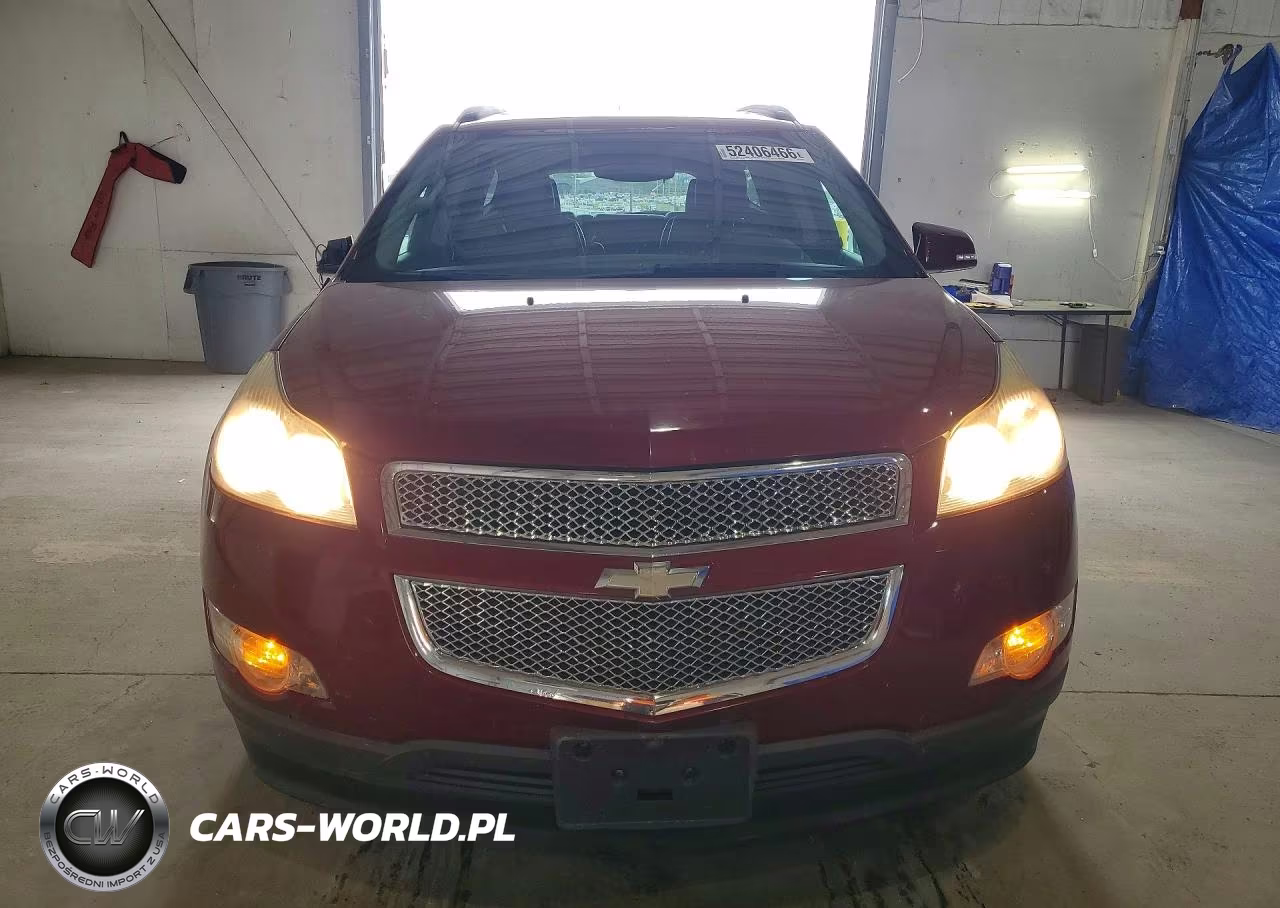 2011 Chevrolet Traverse VIN:1GNKRGED7BJ304997 - 5