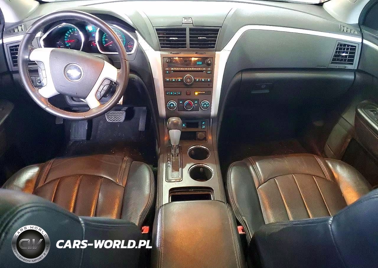 2011 Chevrolet Traverse VIN:1GNKRGED7BJ304997 - 8