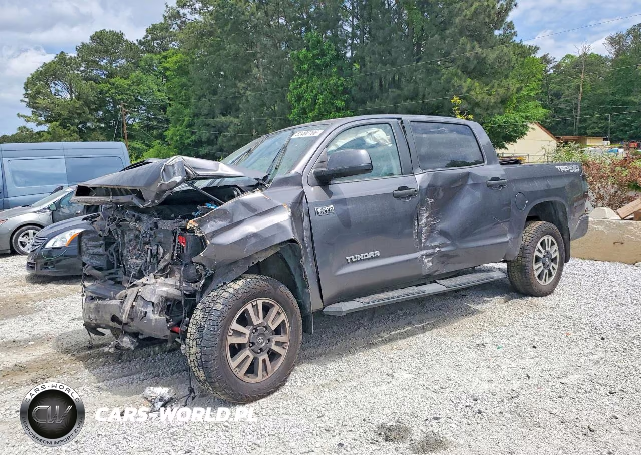 2018 Toyota Tundra Crewmax Sr5