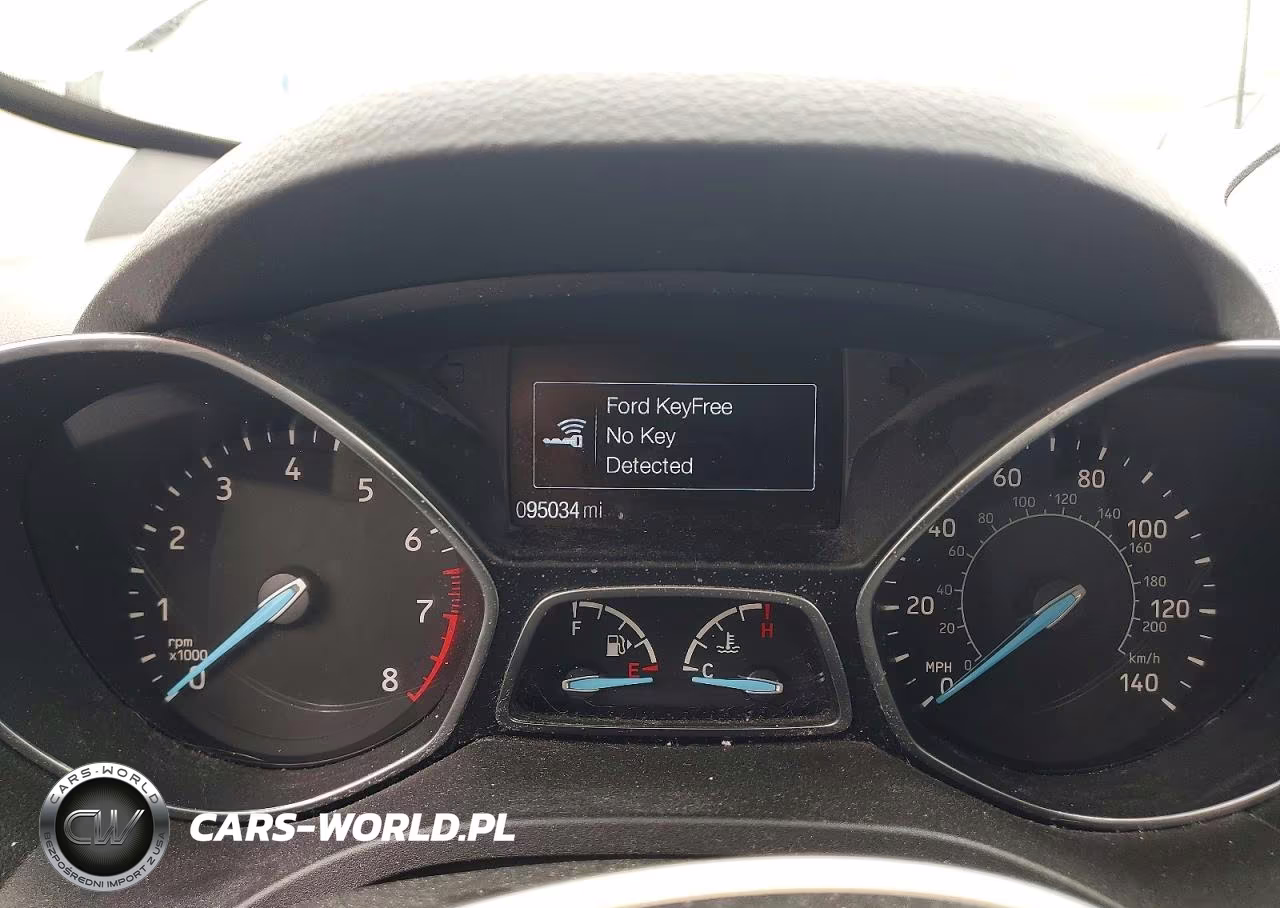 2019 Ford Escape Se VIN:1FMCU9GD6KUA22252 - 9