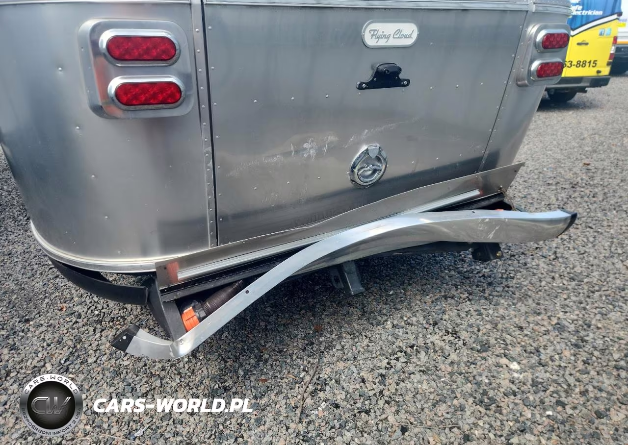 2025 Airstream Camper VIN:1STJ9YJ28SJ576863 - 9