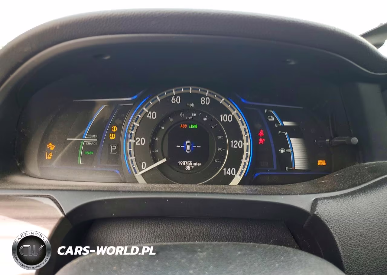 2017 Honda Accord Hybrid VIN:JHMCR6F30HC005750 - 9