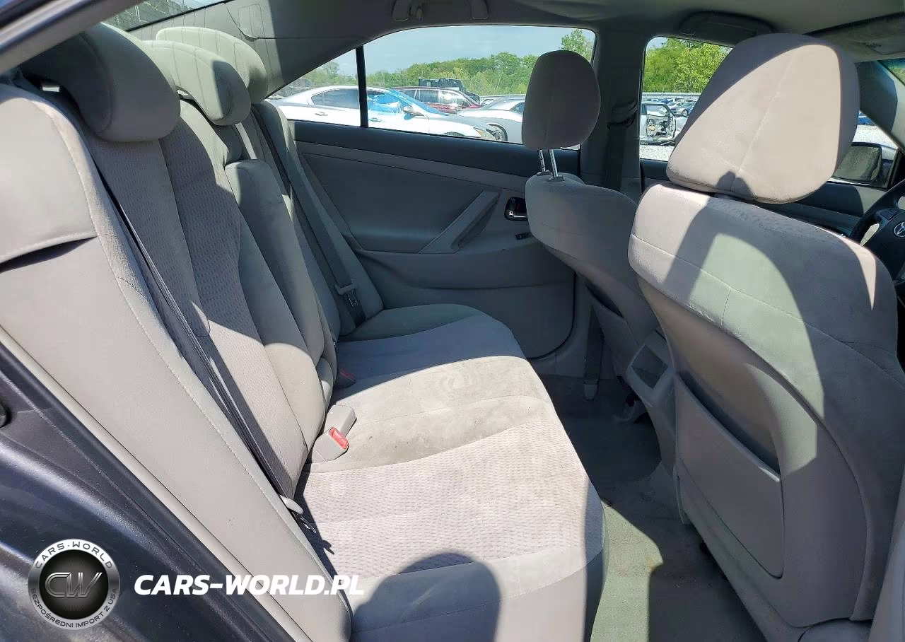 2010 Toyota Camry Le VIN:4T4BF3EKXAR084651 - 10