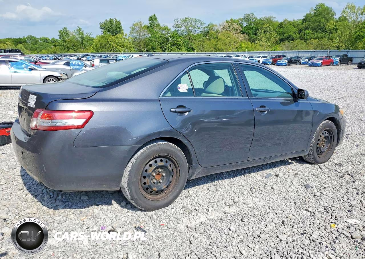 2010 Toyota Camry Le VIN:4T4BF3EKXAR084651 - 3
