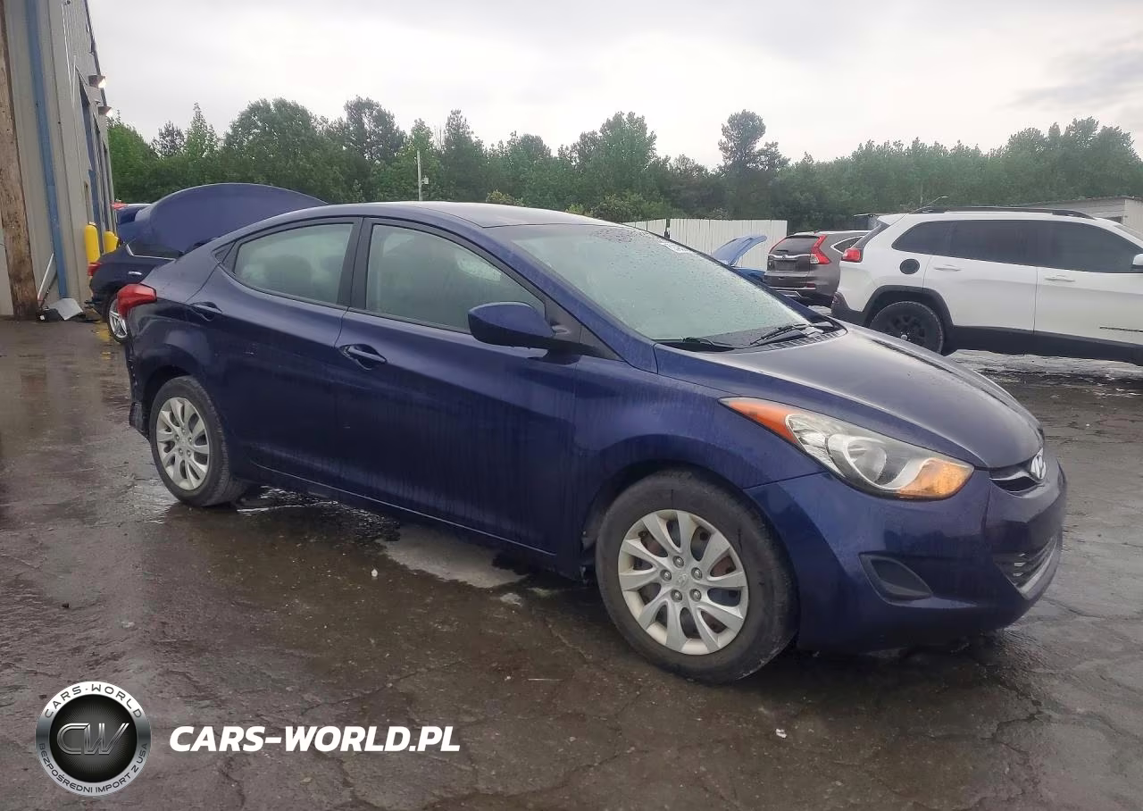 2012 Hyundai Elantra Gls VIN:5NPDH4AE0CH096053 - 4