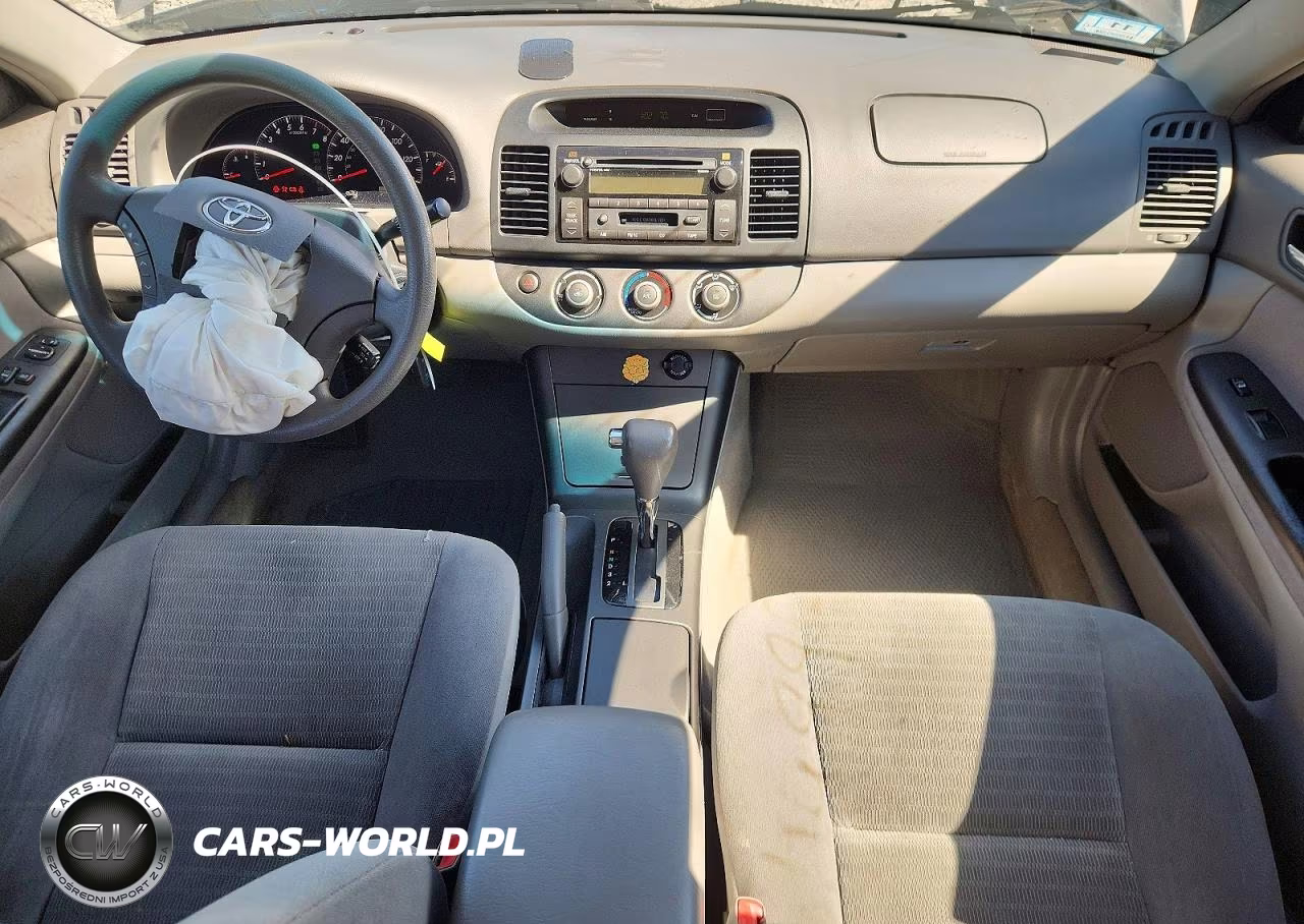 2005 Toyota Camry Le VIN:4T1BE30K35U515812 - 8