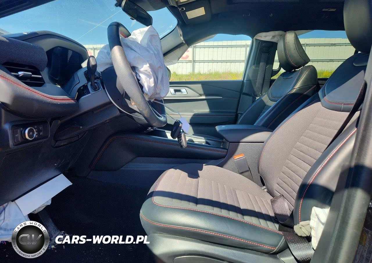 2025 Ford Explorer St-Line VIN:1FMUK8KH7SGB23359 - 7