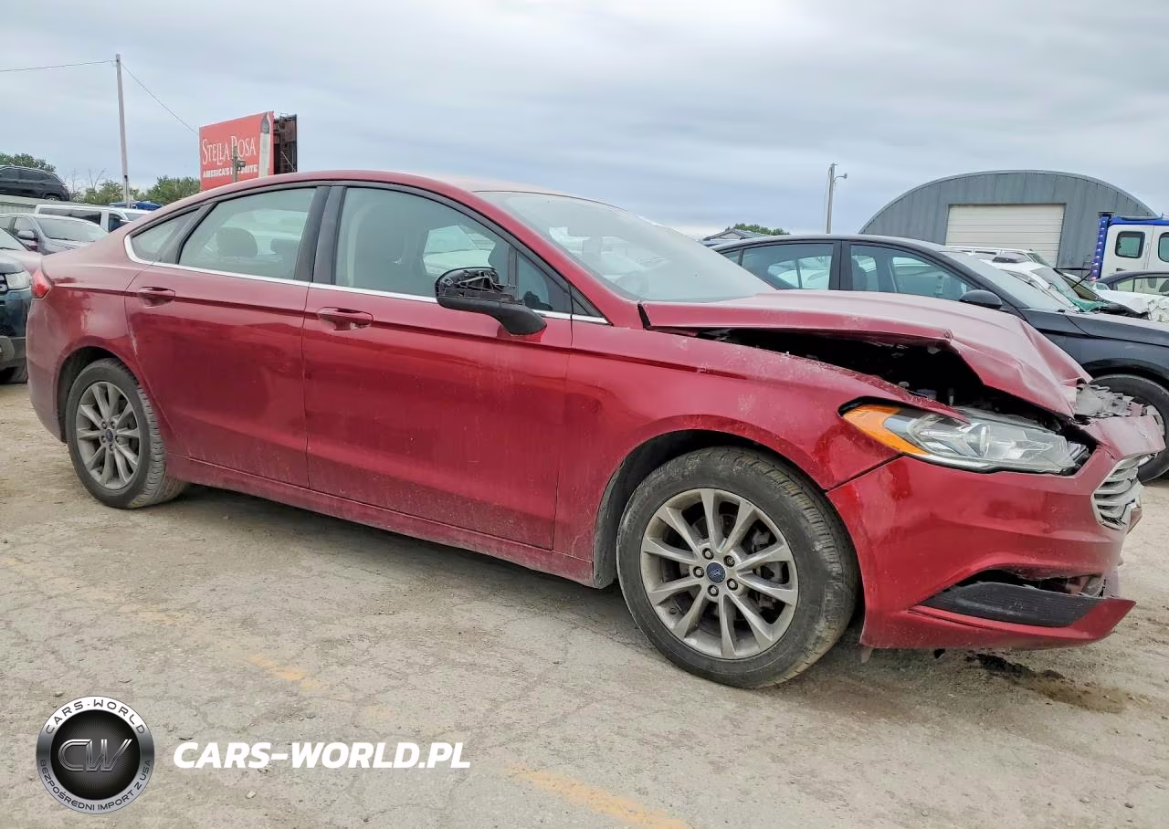 2017 Ford Fusion Se VIN:3FA6P0H73HR200749 - 4