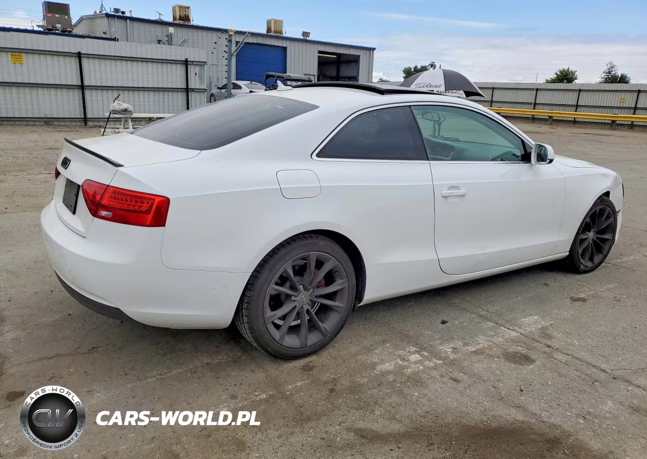 2014 Audi A5 Premium VIN:WAUCFAFR5EA021528 - 3