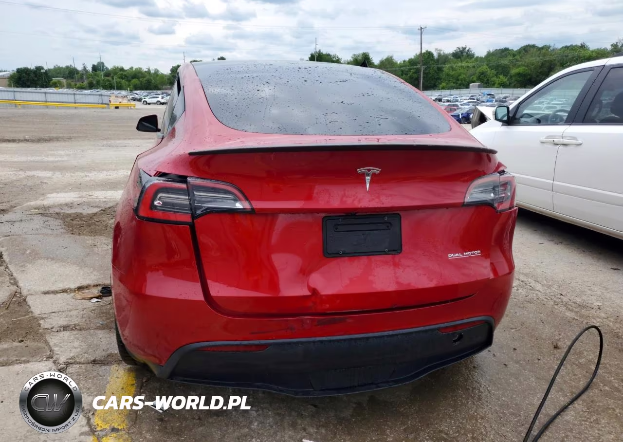 2021 Tesla Model Y VIN:5YJYGDEF9MF139568 - 6