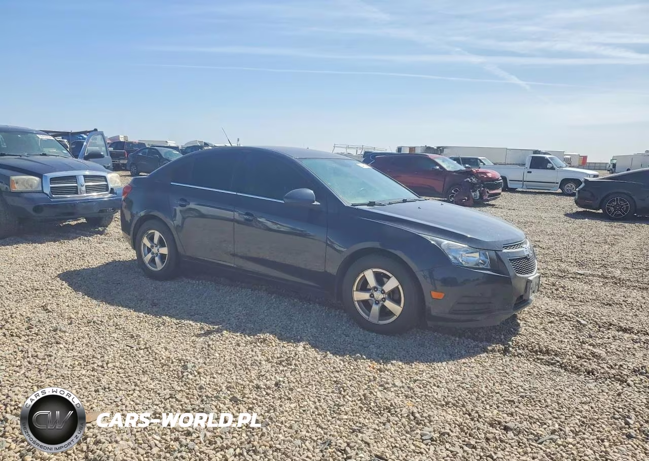 2014 Chevrolet Cruze Lt VIN:1G1PC5SB7E7324183 - 4